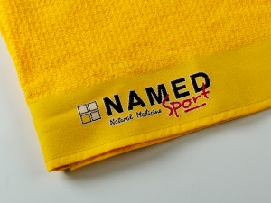 Telo mare in cotone con personalizzazione jacquard